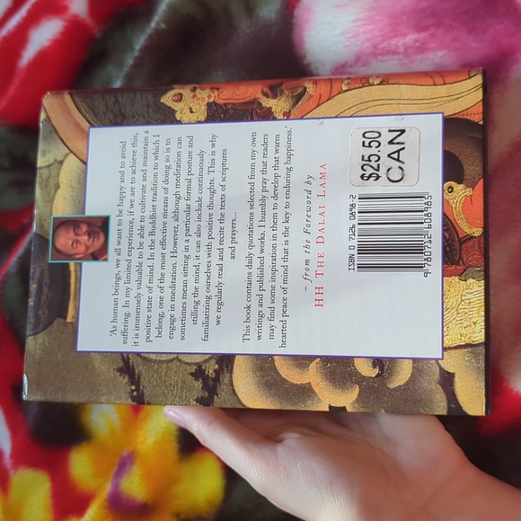 The Dalai Lama's Book of Daily Meditations - Picture 3 of 6